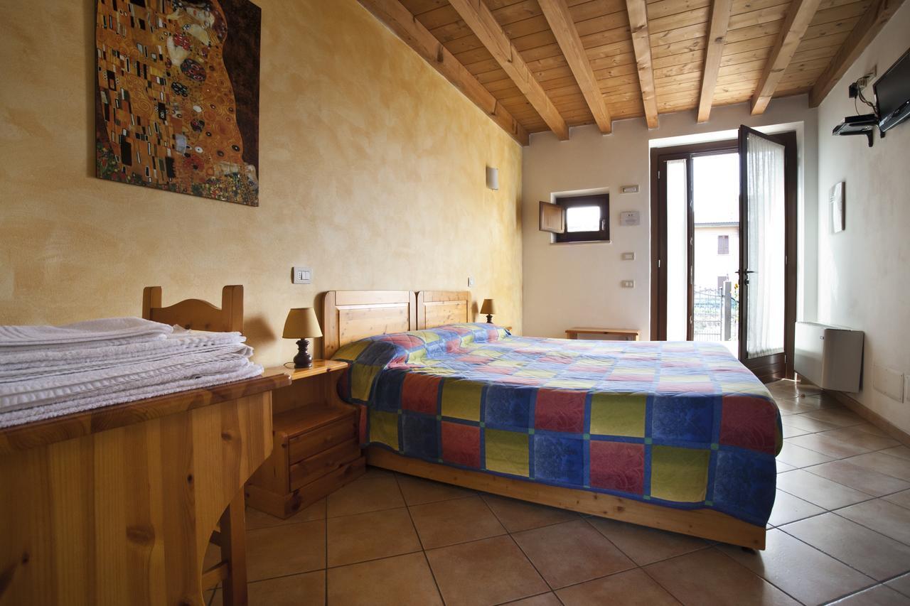 Agriturismo Le Sigalette Salionze Exterior foto
